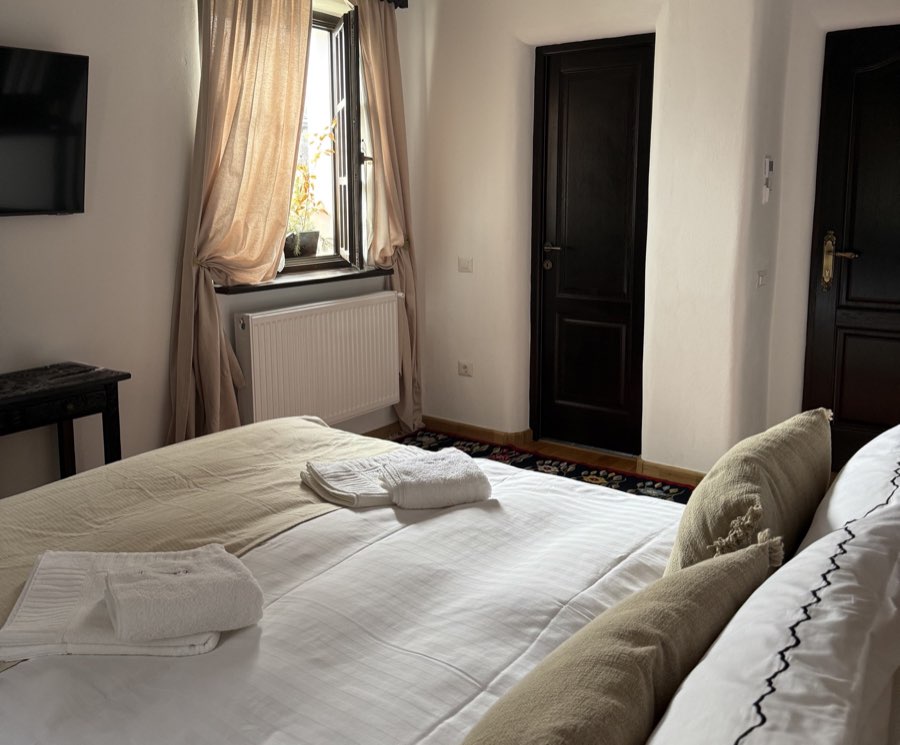 Interior casă la Odăile Brâncovenești